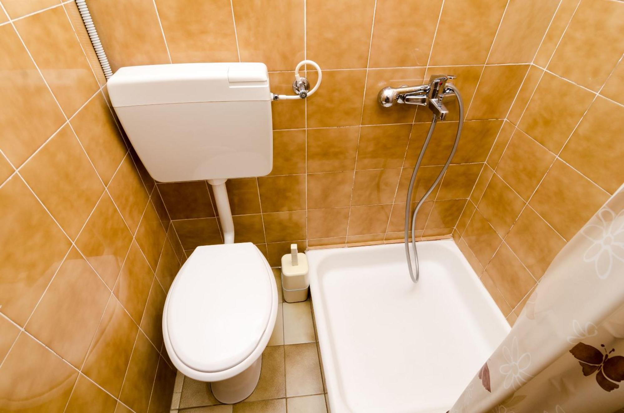 Guest House Kralj 사플루나라 객실 사진
